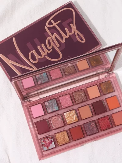 Huda Beauty Naughty Nude Palette