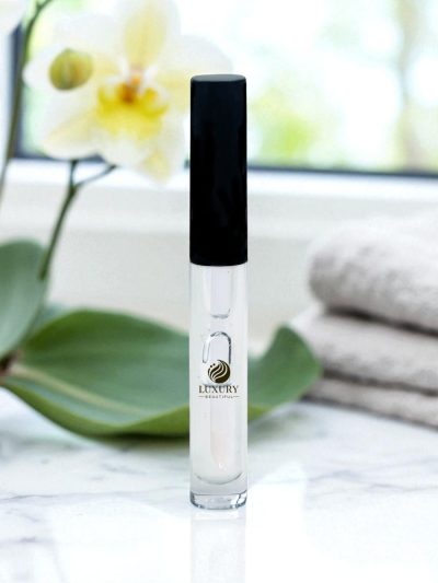 Plumping Lip Gloss w/ Vitamin E