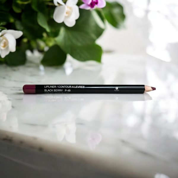 Long-Lasting Creamy Lip Liner - Image 3
