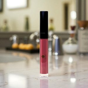 Luxury Lip Oil - Image 2